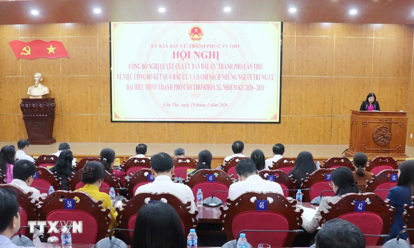 Cần Thơ công bố kết quả bầu cử đại biểu Hội đồng nhân dân thành phố khóa XI. (Ảnh: Ngọc Thiện/TTXVN)
