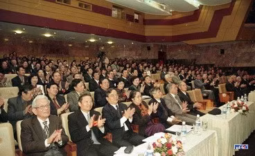 m06327b-resize.jpg