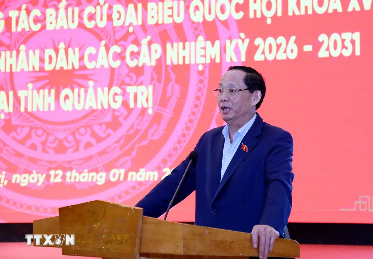 Phó Chủ tịch Quốc hội Trần Quang Phương phát biểu tại Hội nghị. (Ảnh: Tá Chuyên/TTXVN)