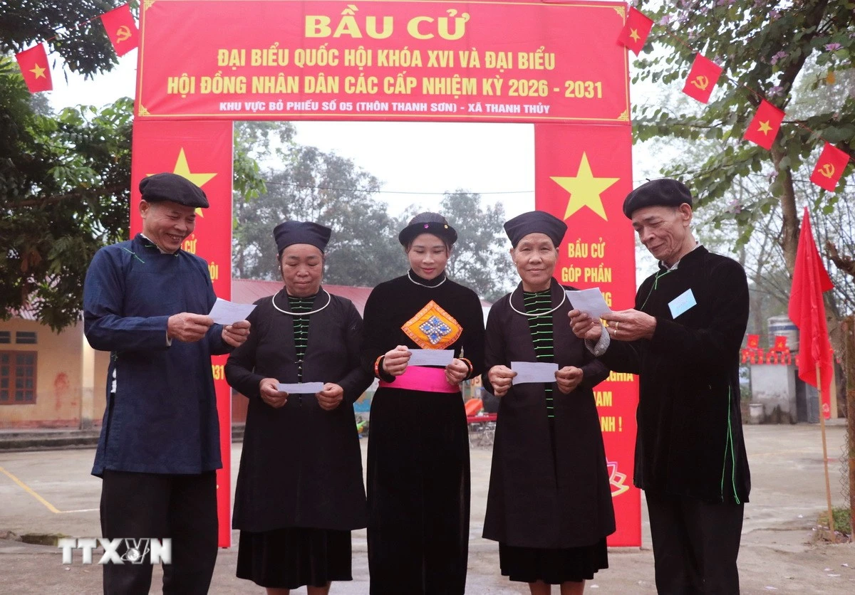 Người dân vùng biên giới Thanh Thủy (Tuyên Quang) hân hoan đi bỏ phiếu bầu cử đại biểu Quốc hội và đại biểu Hội đồng nhân dân các cấp nhiệm kỳ 2026–2031. (Ảnh: Đức Thọ/TTXVN)