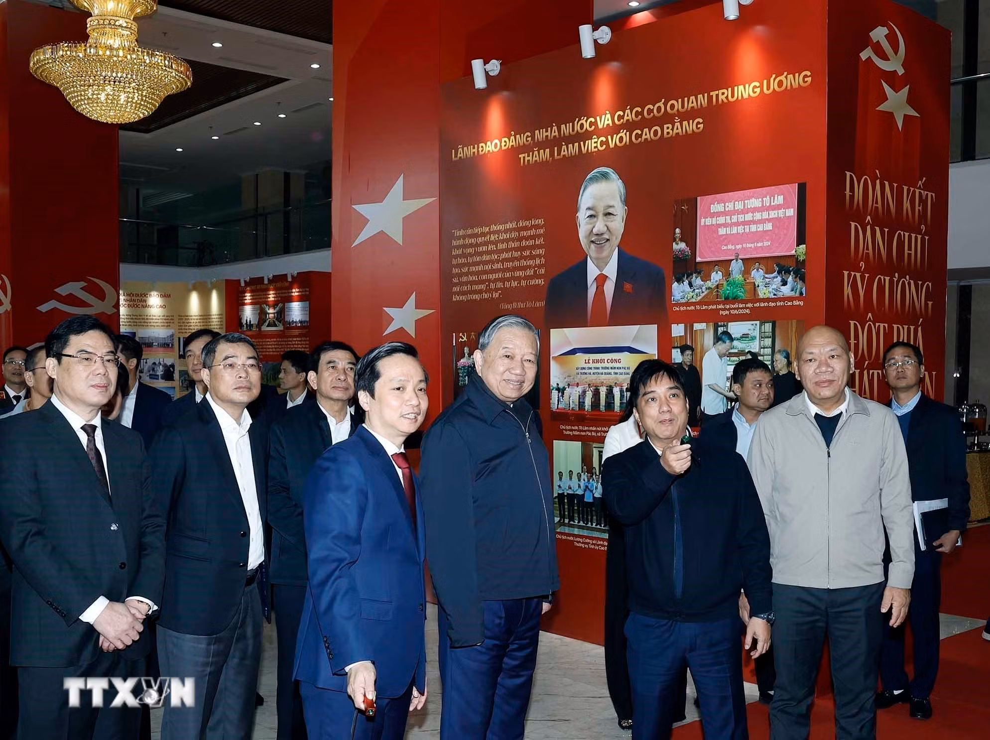 ttxvn-tong-bi-thu-to-lam-lam-viec-voi-ban-chap-hanh-dang-bo-tinh-cao-bang-3.jpg