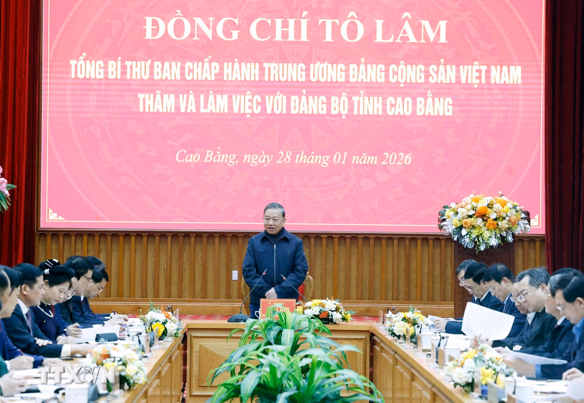 ttxvn-tong-bi-thu-to-lam-lam-viec-voi-ban-chap-hanh-dang-bo-tinh-cao-bang-10.jpg