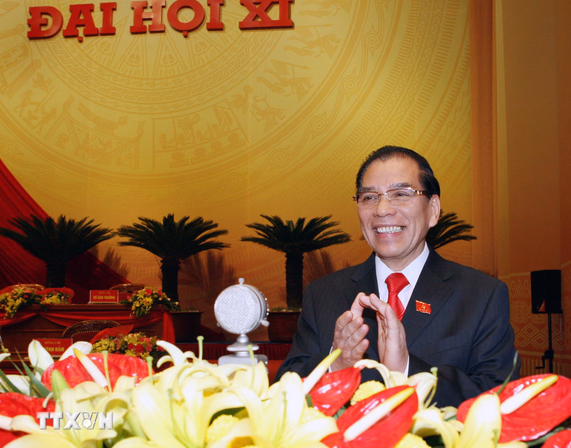 ttxvn-dai-hoi-xi-8.jpg