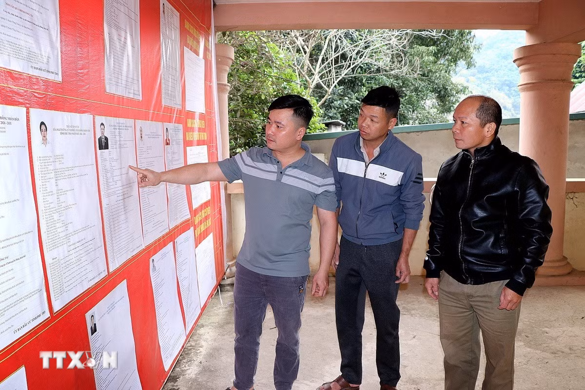 ttxvn-bau-cu-quoc-hoi-cu-tri-xu-muong-2.jpg