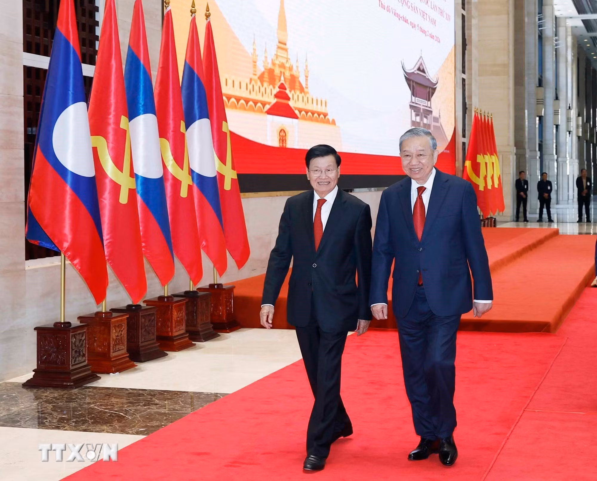 ttxvn-tong-bi-thu-to-lam-va-tong-bi-thu-chu-tich-nuoc-lao-chu-tri-hoi-nghi-thong-bao-ket-qua-dai-hoi-xiv-cua-dang-cong-san-viet-nam-6.jpg