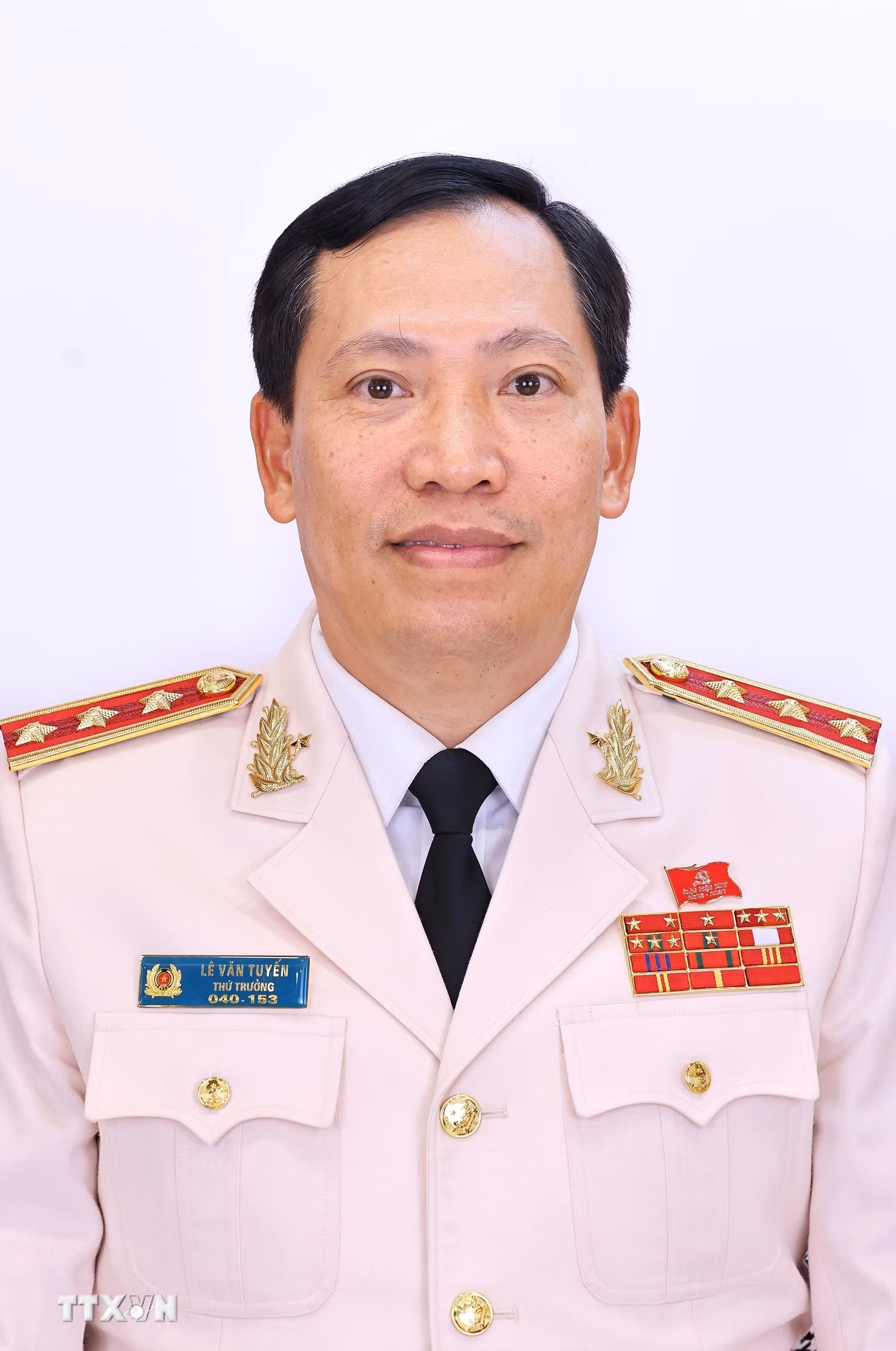 ttxvn-danh-sach-180-uy-vien-chinh-thuc-ban-chap-hanh-trung-uong-dang-khoa-xiv-87.jpg