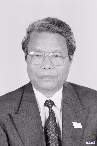 961121-resize.jpg