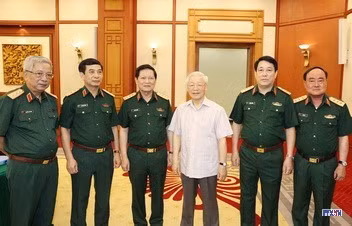 cd208325-resize.jpg