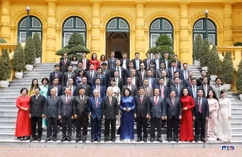 cd204925-resize.jpg
