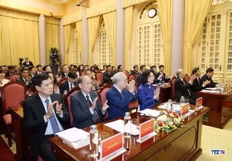 cd204923-resize.jpg