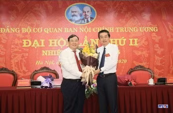 cd204951-resize.jpg