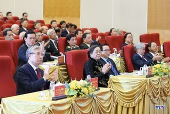 cd2011739-resize.jpg