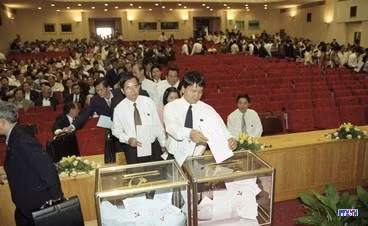 m062835-resize.jpg