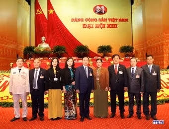 cd214499-resize.jpg