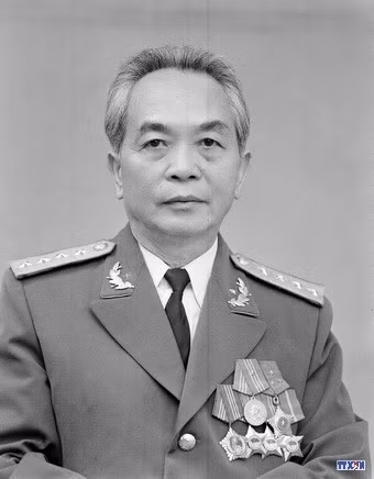 ae10818-resize.jpg