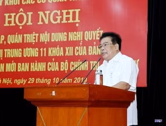 cd1913742-resize.jpg