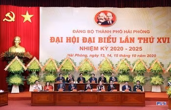 cd2015891-resize.jpg