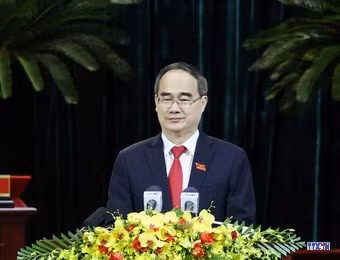cd2015945-resize.jpg