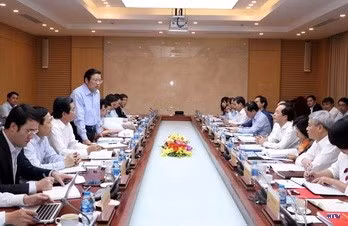 cd195634-resize.jpg