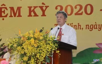cd2014525-resize.jpg