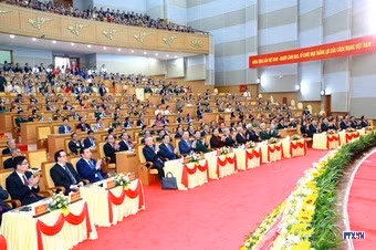 cd2010258-resize.jpg