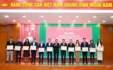 cd2316763-resize.jpg