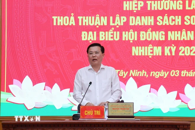 Ông Nguyễn Thanh Hải, Phó Bí thư Tỉnh ủy, Chủ tịch Ủy ban MTTQ Việt Nam tỉnh Tây Ninh, phát biểu tại Hội nghị. (Ảnh: Bùi Giang/TTXVN)