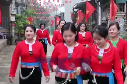 Phú Thọ: Cử tri xứ Mường rộn ràng trong ngày hội non sông