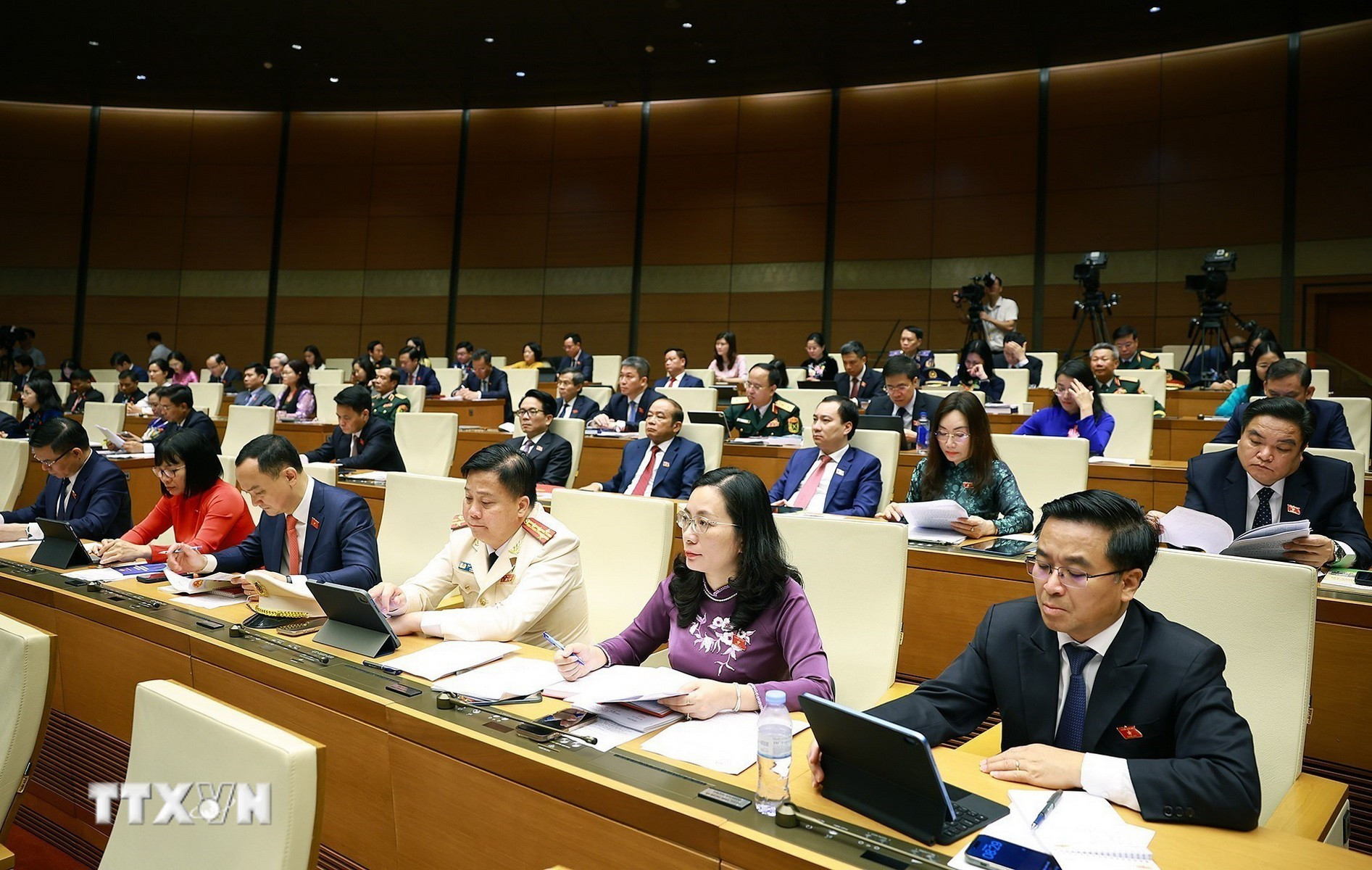 ttxvn-0604-khai-mac-ky-hop-thu-nhat-quoc-hoi-khoa-xvi-22.jpg