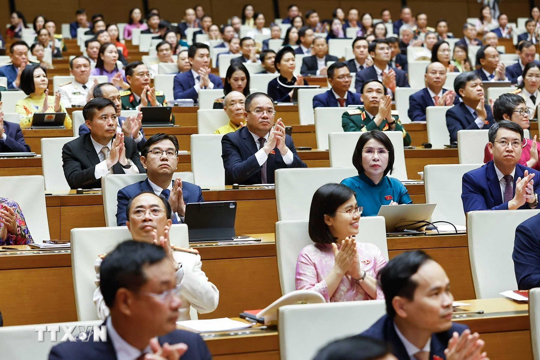 ttxvn-0604-khai-mac-ky-hop-thu-nhat-quoc-hoi-khoa-xvi-10.jpg
