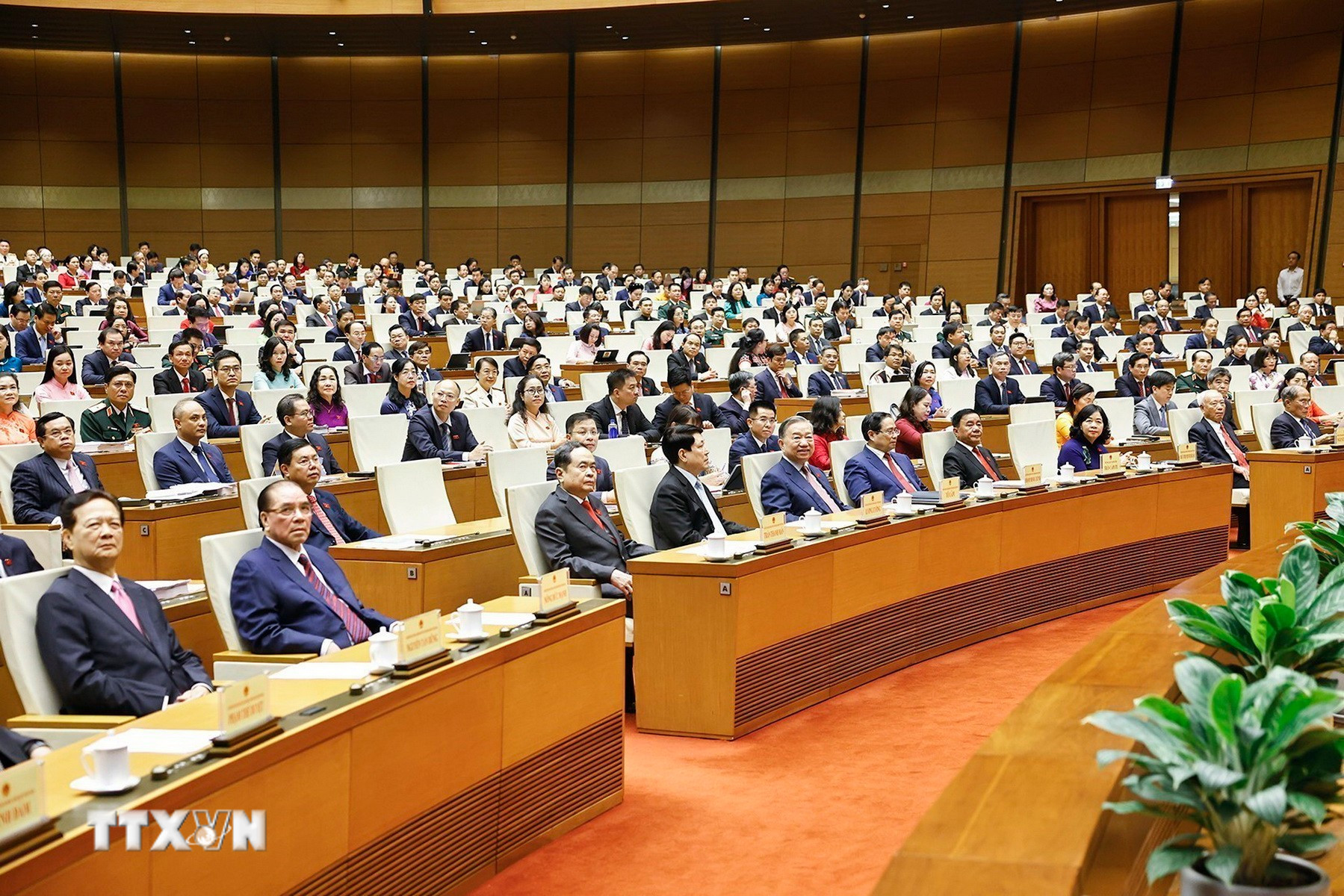 ttxvn-0604-khai-mac-ky-hop-thu-nhat-quoc-hoi-khoa-xvi-8.jpg
