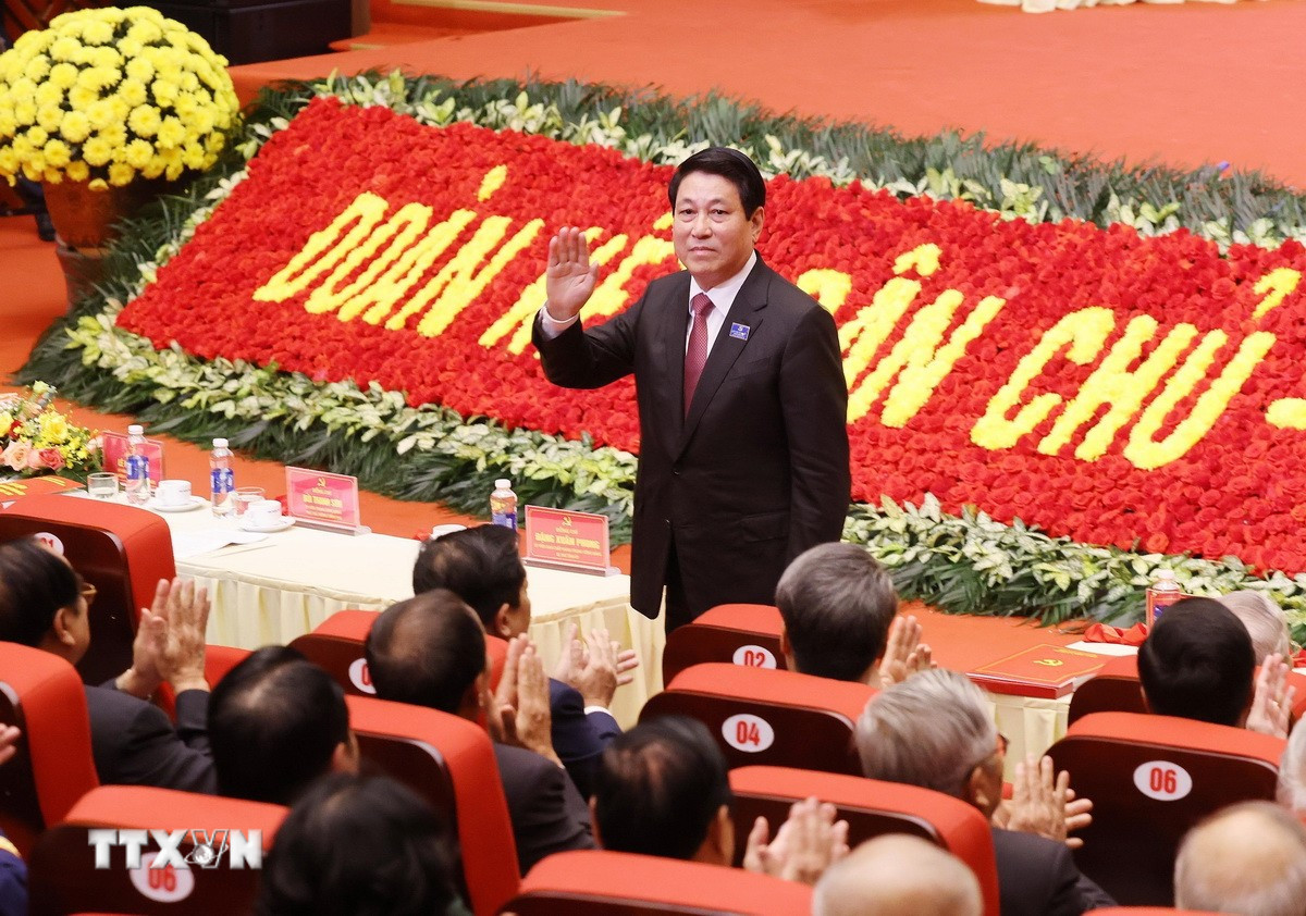 Chủ tịch nước Lương Cường dự Đại hội đại biểu tỉnh Phú Thọ nhiệm kỳ 2025-2030. (Ảnh: Lâm Khánh/TTXVN) ttxvn-3009-chu-tich-nuoc-dai-hoi-dang-tinh-phu-tho-6.jpg