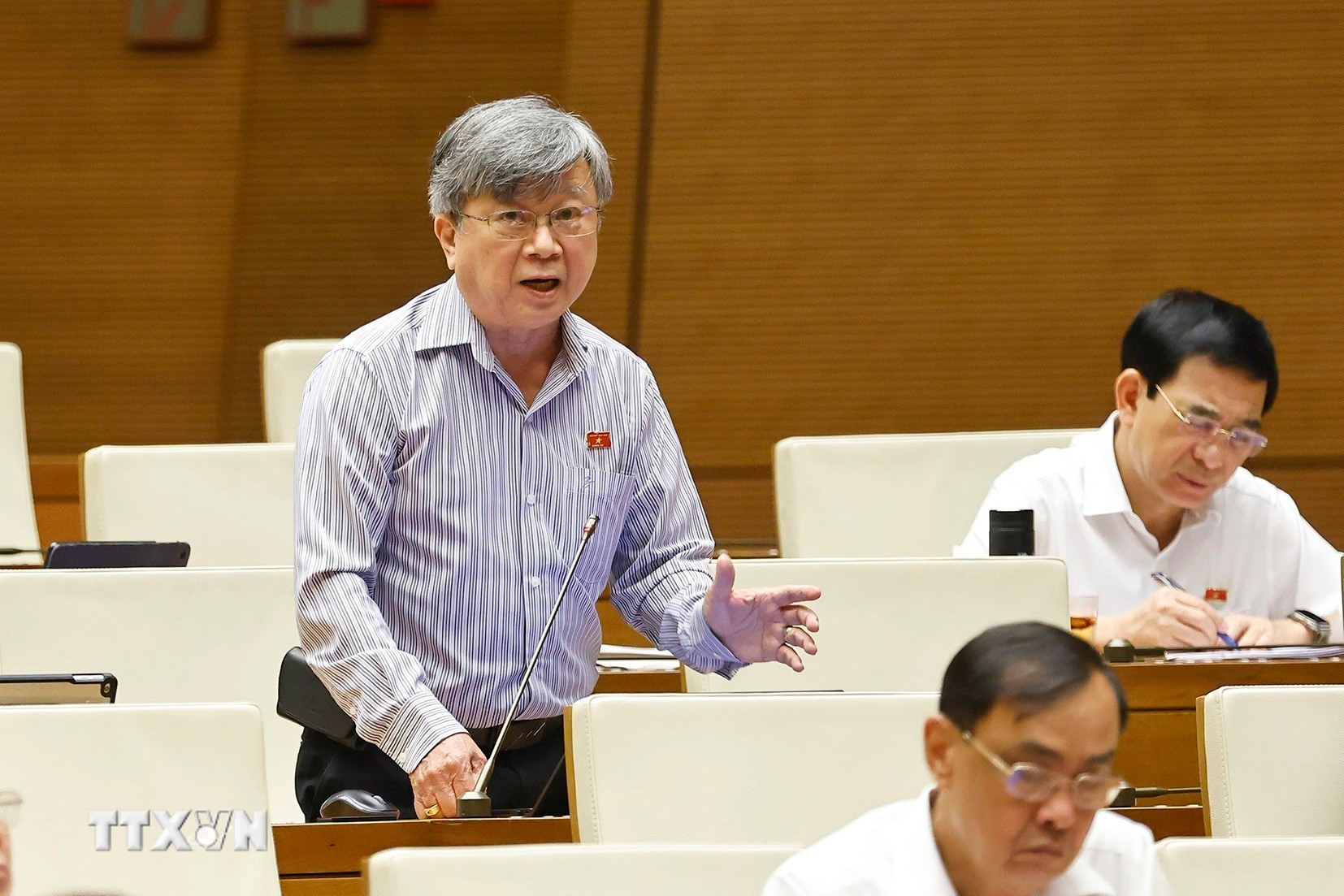 ttxvn-0401-quoc-hoi-9.jpg