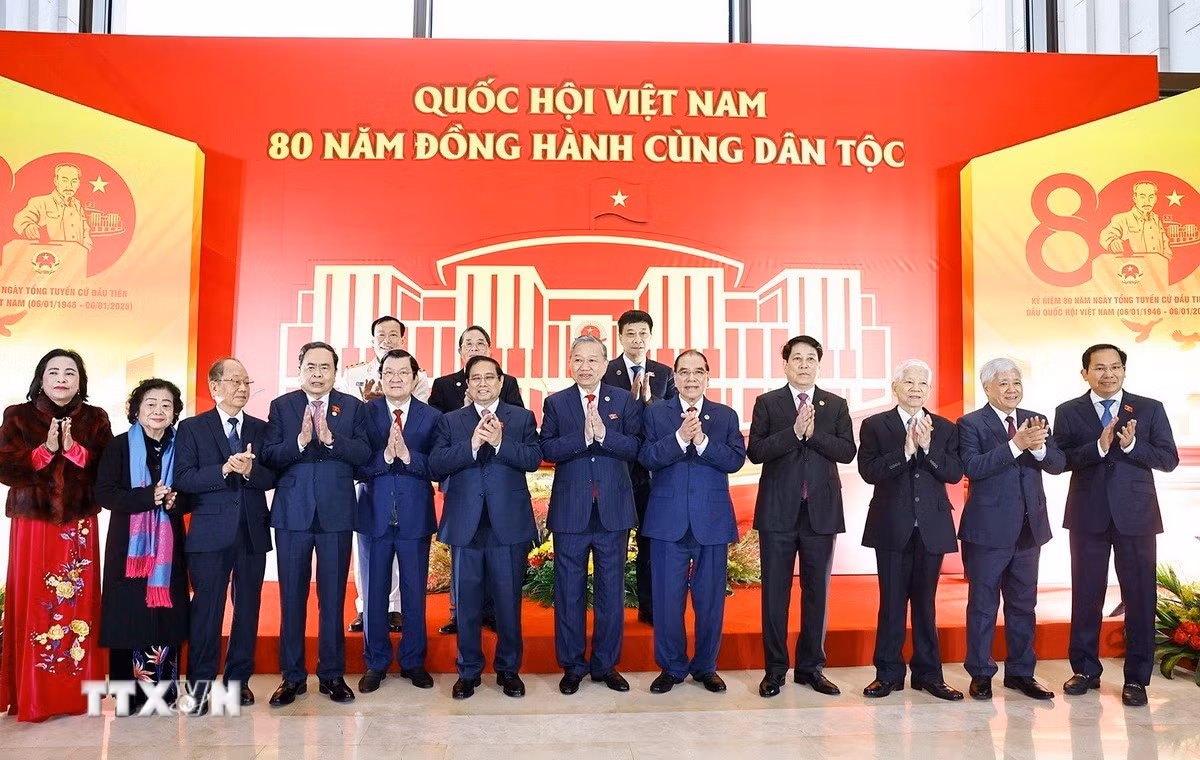 ttxvn-0601-ky-niem-80-nam-tong-tuyen-cu-dau-tien-7.jpg