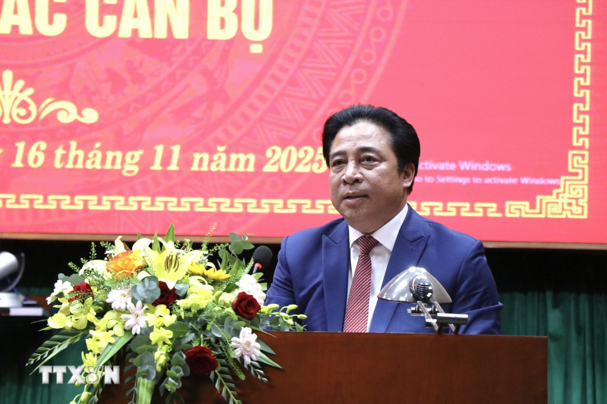 Đồng chí Nguyễn Khắc Toàn, Phó Bí thư Thành ủy Huế phát biểu nhận nhiệm vụ. (Ảnh: Mai Trang/TTXVN)