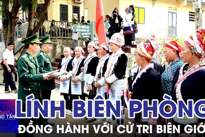 Người lính biên phòng đồng hành với cử tri nơi biên giới 