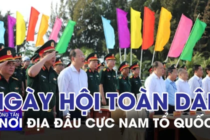 Nhộn nhịp ngày hội toàn dân nơi địa đầu cực Nam Tổ quốc 
