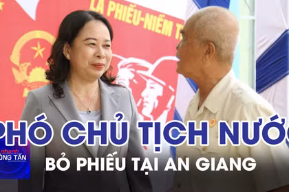 Phó Chủ tịch nước Võ Thị Ánh Xuân bỏ phiếu tại An Giang
