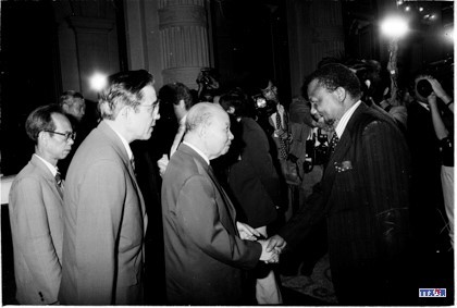 Buổi tiếp đoàn đại biểu Nam Phi. Ảnh: TTXVN