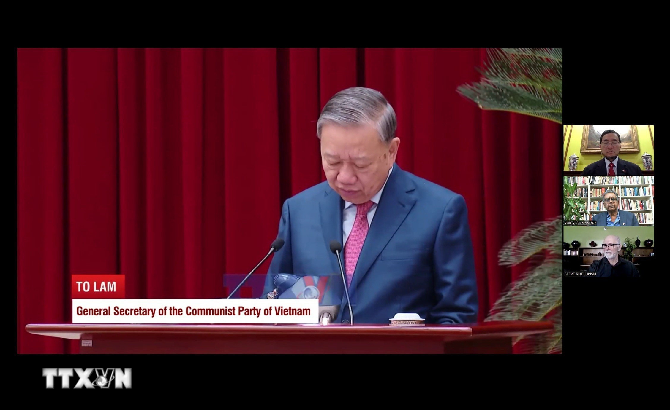 Các thành viên dự tọa đàm từ các điểm cầu theo dõi bài phát biểu của Tổng Bí thư Tô Lâm, do Hội CVFS chuẩn bị. (Ảnh: TTXVN phát)