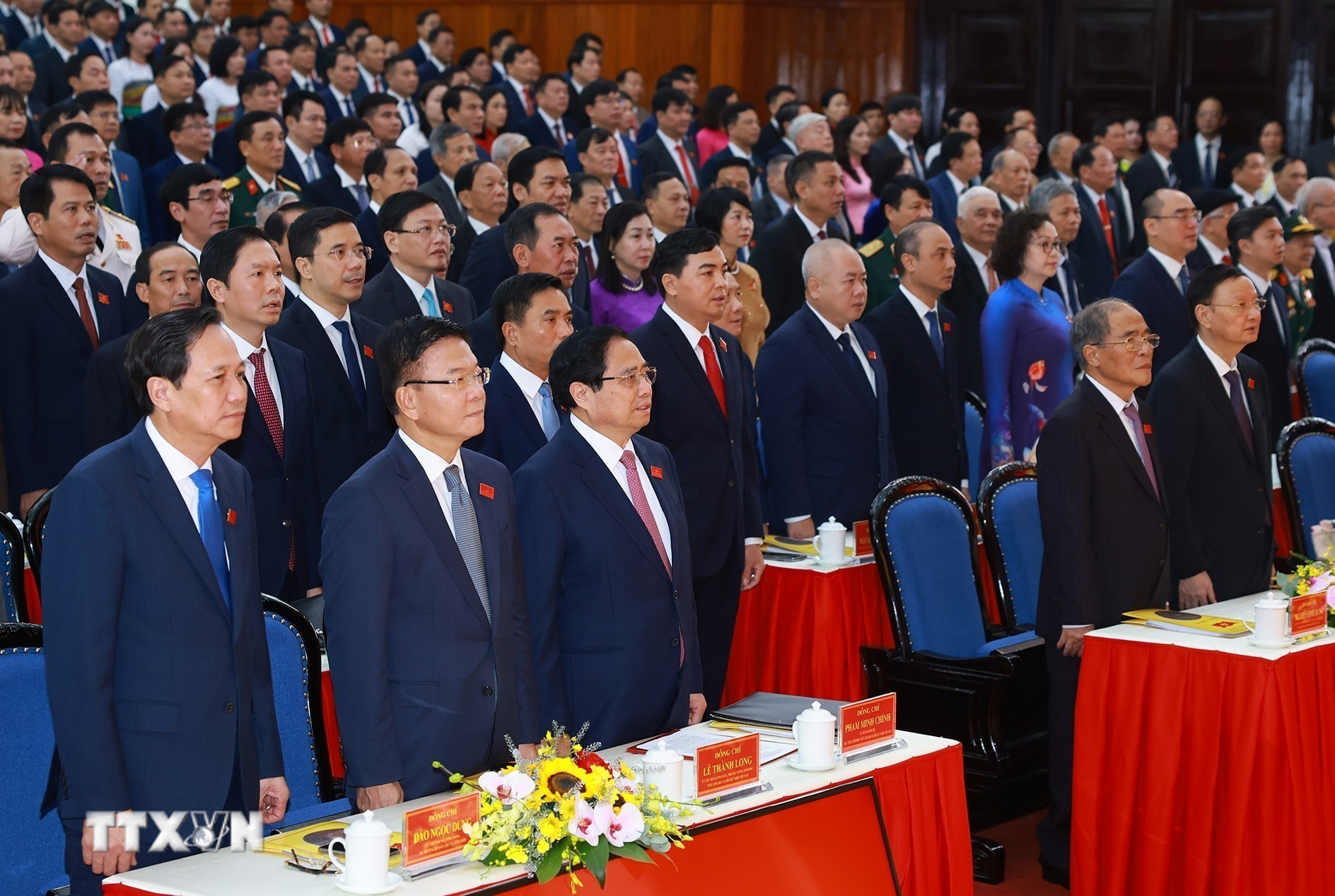 ttxvn-thu-tuong-pham-minh-chinh-du-dai-hoi-dai-bieu-dang-bo-tinh-thanh-hoa-lan-thu-xx-8339509-1.jpg
