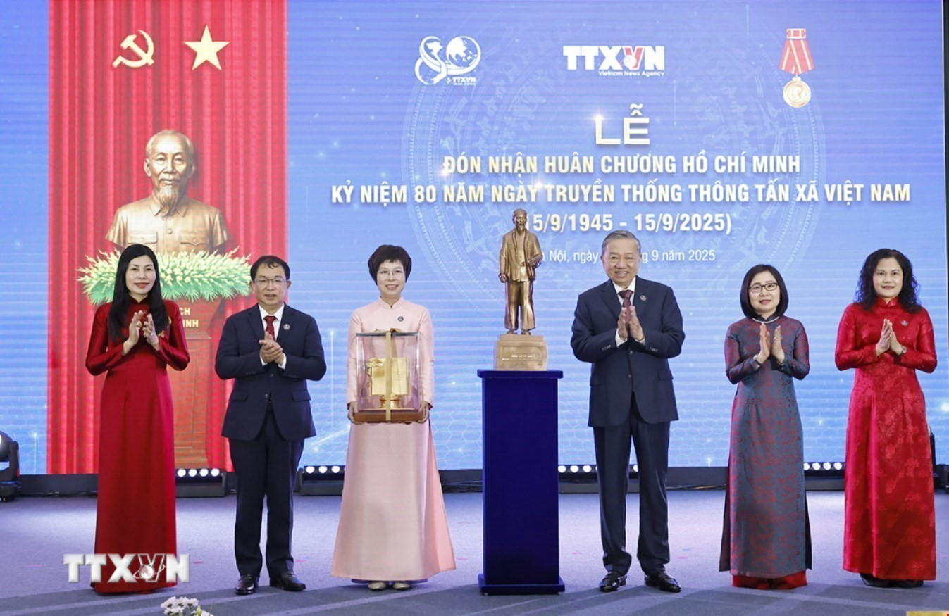 ttxvn-le-ky-niem-80-nam-ngay-truyen-thong-thong-tan-xa-viet-nam-8274219.jpg