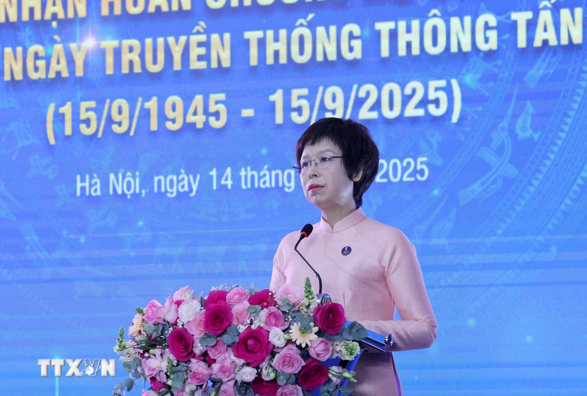 Đồng chí Vũ Việt Trang, Bí thư Đảng ủy, Tổng Giám đốc TTXVN đọc diễn văn kỷ niệm 80 năm Ngày truyền thống Thông tấn xã Việt Nam (15/9/1945-15/9/2025). (Ảnh: Lâm Khánh/TTXVN) ttxvn-le-ky-niem-80-nam-ngay-truyen-thong-thong-tan-xa-viet-nam-8273997-2.jpg
