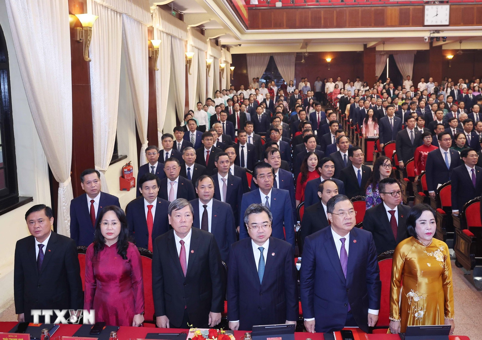 ttxvn-tien-toi-dai-hoi-xiv-cua-dang-dai-hoi-dai-bieu-dang-bo-cac-co-quan-dang-trung-uong-lan-thu-nhat-8292923-4.jpg