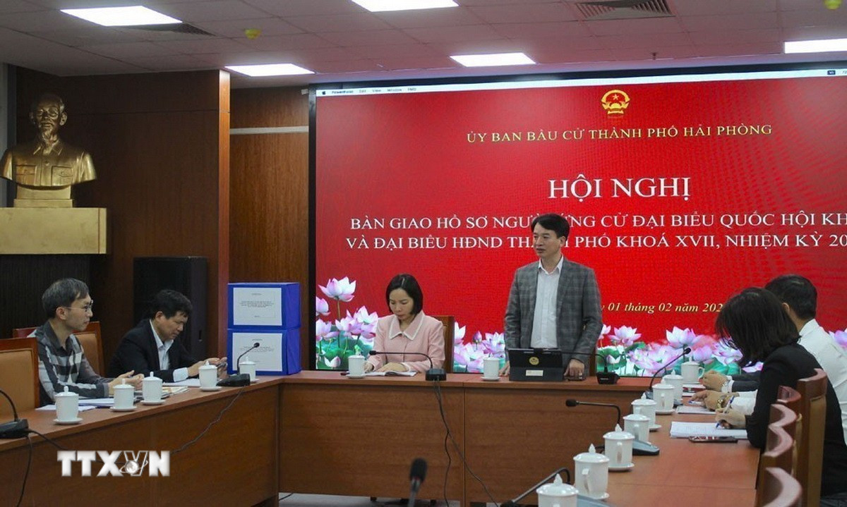 Phó Chủ tịch thường trực Ủy ban Mặt trận Tổ quốc Việt Nam thành phố Hải Phòng Nguyễn Đức Tuấn phát biểu tại hội nghị. (Ảnh: Mạnh Minh/TTXVN)