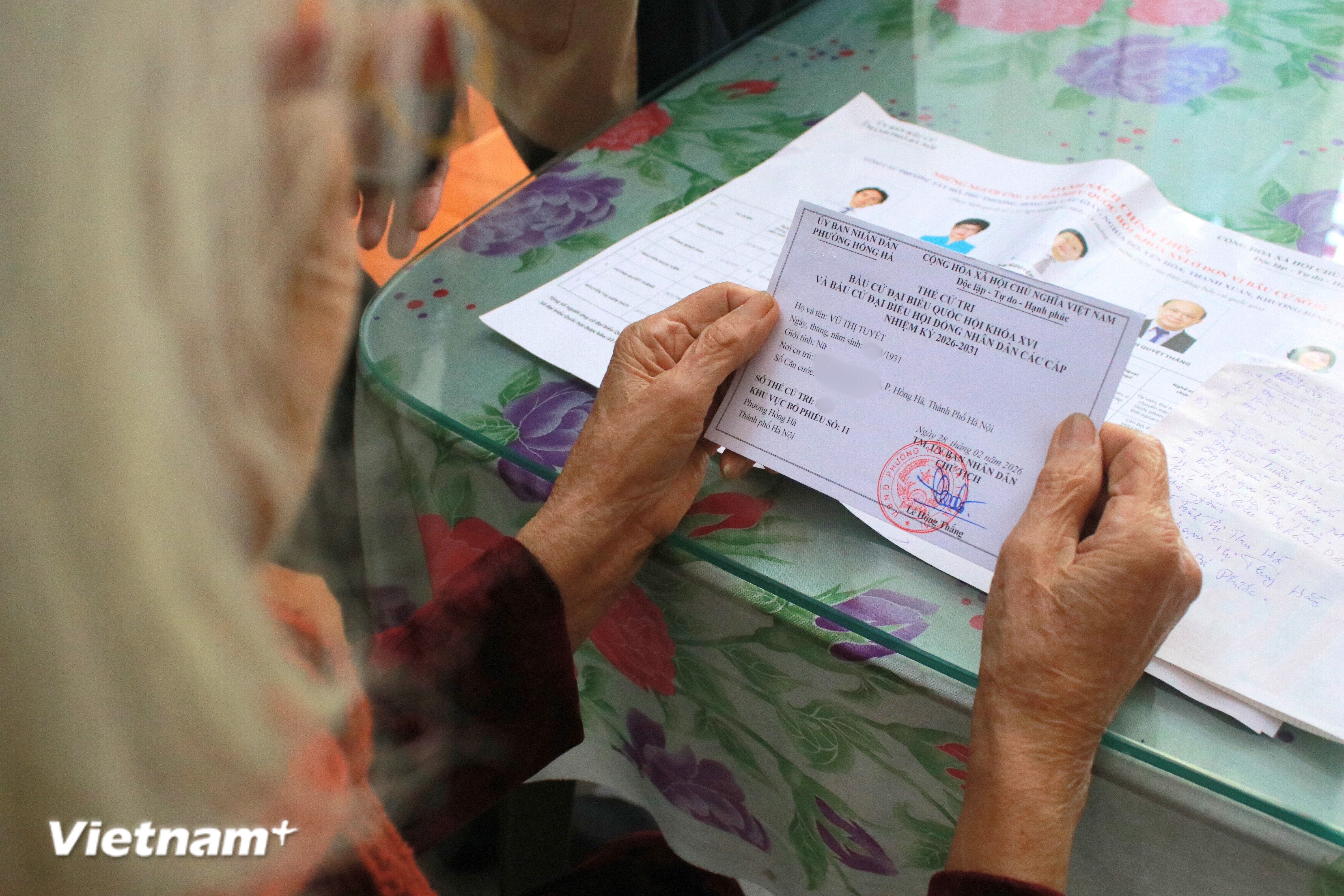 Tâm sự của các cử tri U100 trước ngày bầu cử trọng đại