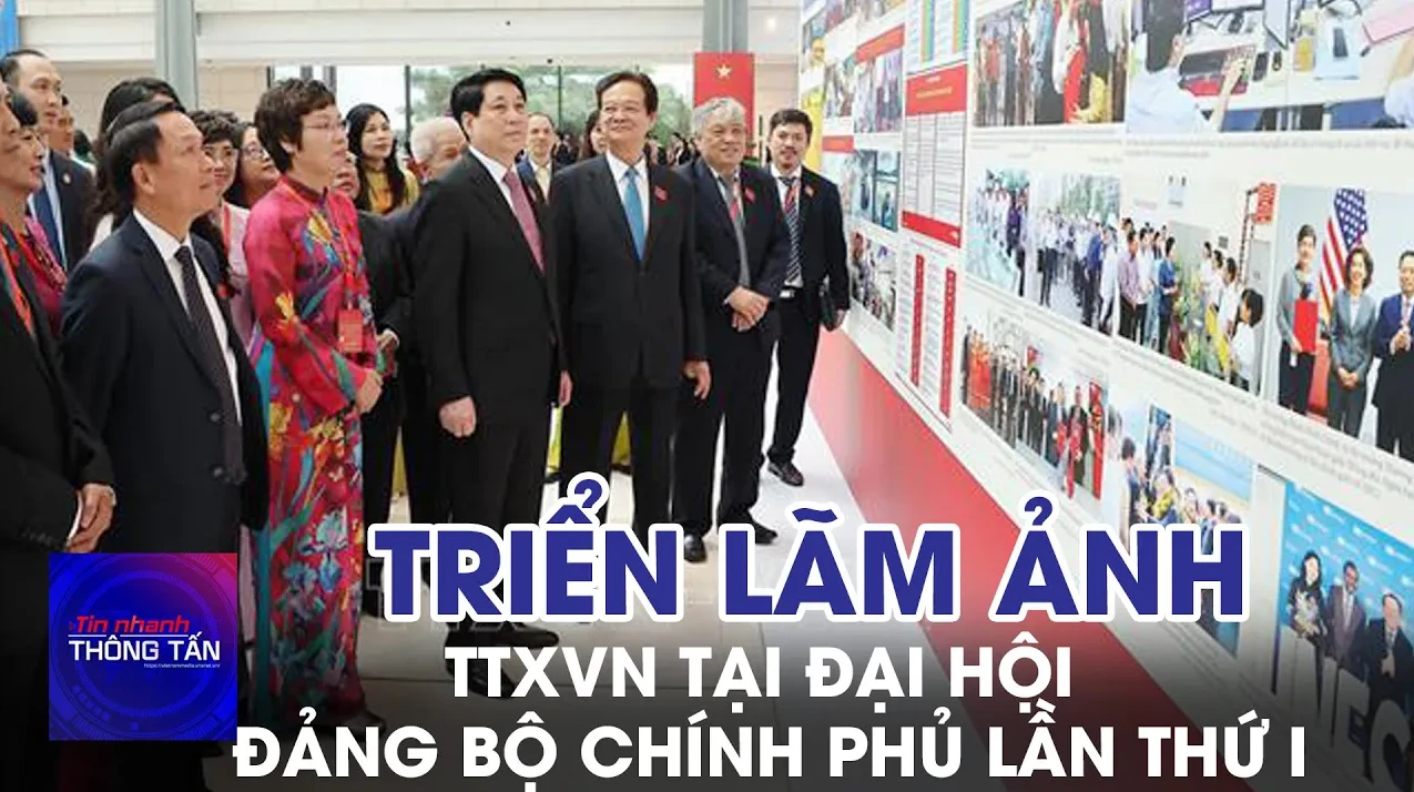 Triển lãm ảnh của TTXVN tại Đại hội Đảng bộ Chính phủ lần thứ I