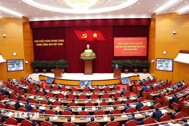 Hội nghị toàn quốc tổng kết công tác phòng chống tham nhũng, lãng phí, tiêu cực nhiệm kỳ Đại hội XIII của Đảng. (Ảnh: Phương Hoa/ TTXVN)