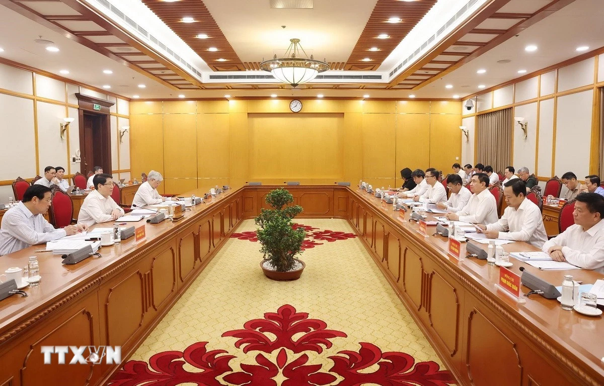 Ủy viên Bộ Chính trị, Chủ tịch nước Lương Cường chủ trì cuộc họp Bộ Chính trị với Ban Thường vụ Tỉnh ủy Điện Biên. (Ảnh: Lâm Khánh/TTXVN)