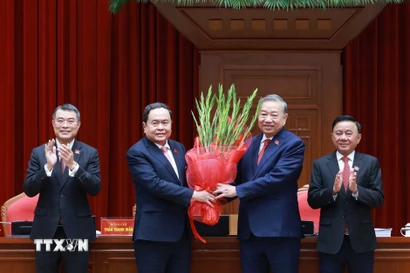 Ban Chấp hành Trung ương Đảng khóa XIV đã thống nhất tuyệt đối bầu đồng chí Tô Lâm, Tổng Bí thư Ban Chấp hành Trung ương Đảng khóa XIII tiếp tục giữ chức Tổng Bí thư Ban Chấp hành Trung ương Đảng khóa XIV. (Ảnh: TTXVN)